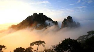 少華山森林公園游覽紅崖湖景區攻略_少華山森林公園游玩攻略大全